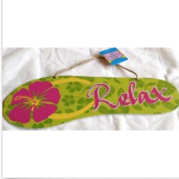 RELAX Flip Flops Luau Tiki Bar Beach House Wall Sign Door Decor Summer Fun - Picture 1 of 7